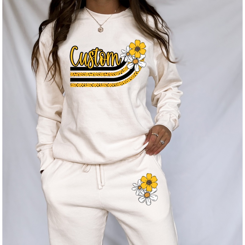 YELLOW SWOOP – CUSTOMIZABLE NAME