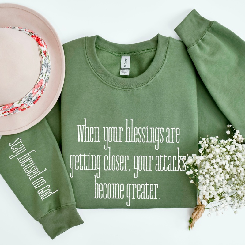STAY FOCUSED ON GOD WHITE|Pocket|Infant|Toddler|Youth|Adult 11″|Adult 12″