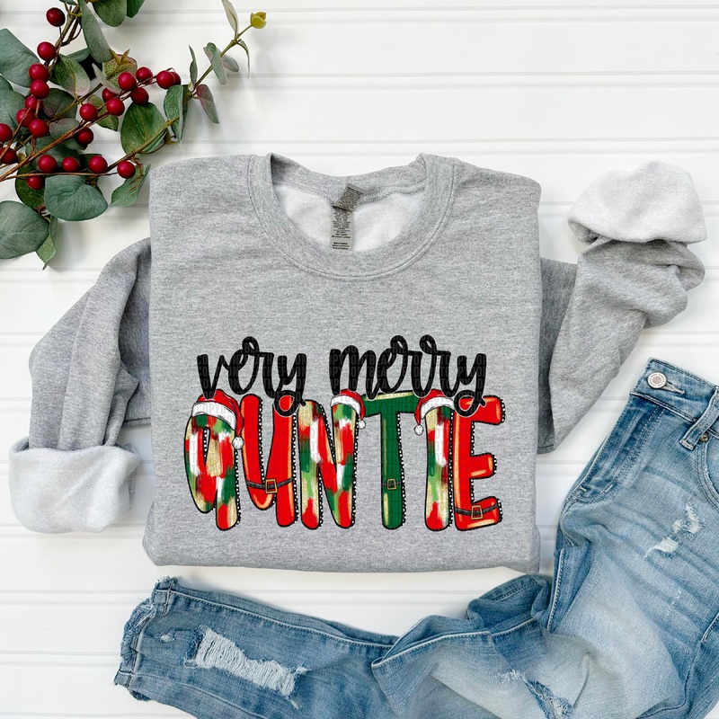 AUNTIE VERY MERRY RED NAME|Pocket 3.5″-4″|Infant|Toddler|Youth 8.5|Adult 11″|Adult 12″