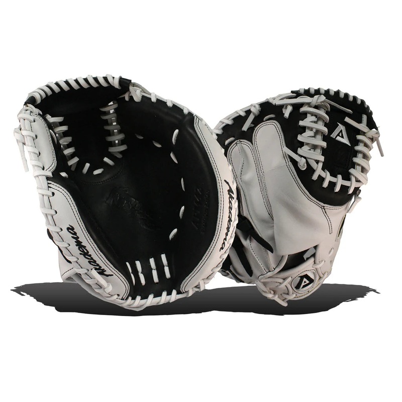 Akadema APM 42 32.5 Catchers Mitt