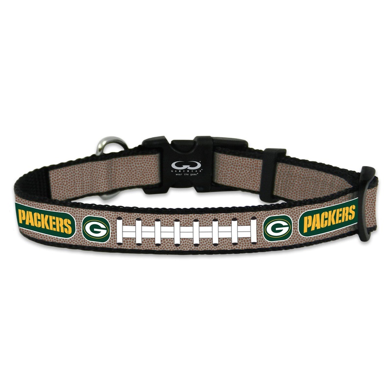 Gamewear Green Bay Packers Reflective Football Pet Collar Toy