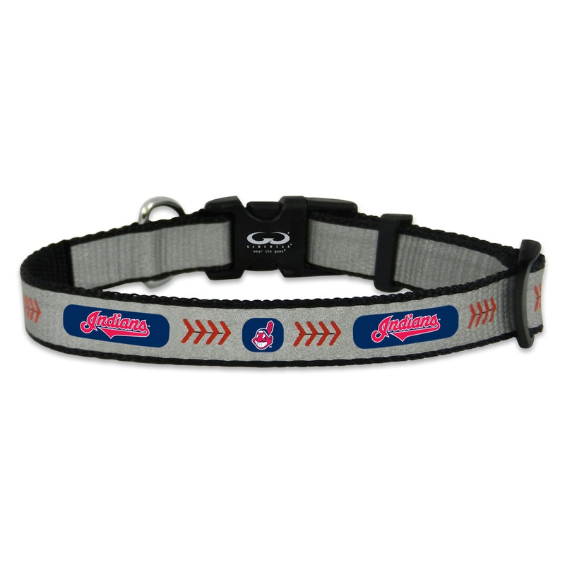 Gamewear Cleveland Indians Reflective Baseball Pet Collar Size Toy