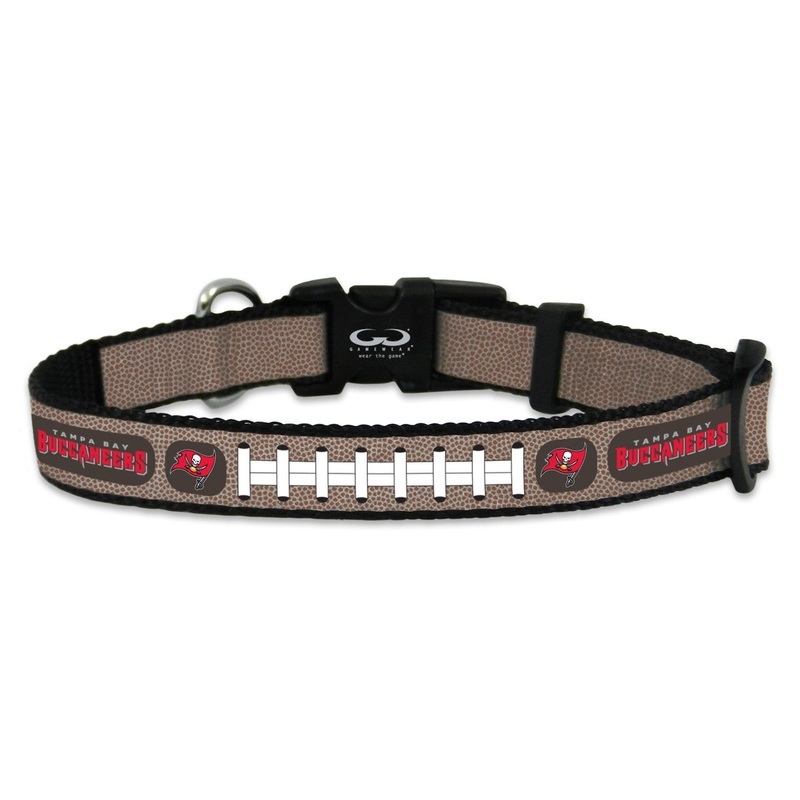 Gamewear Tampa Bay Buccaneers Reflective Football Pet Collar Size Toy