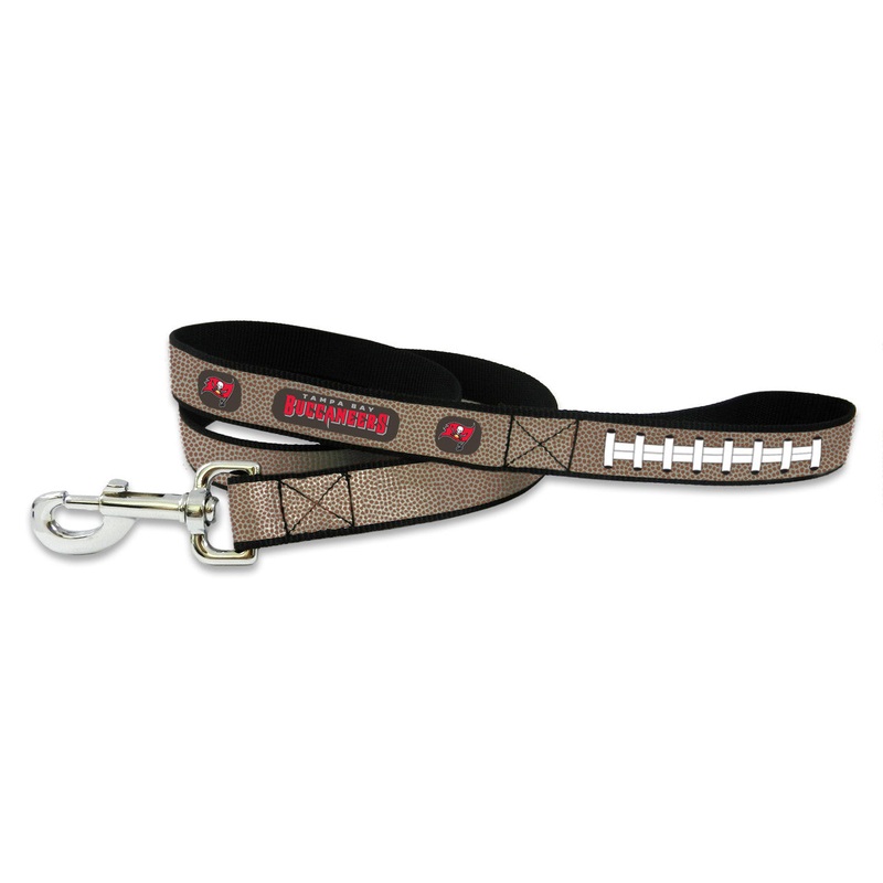 Gamewear Tampa Bay Buccaneers Reflective Football Pet Leash Size Large