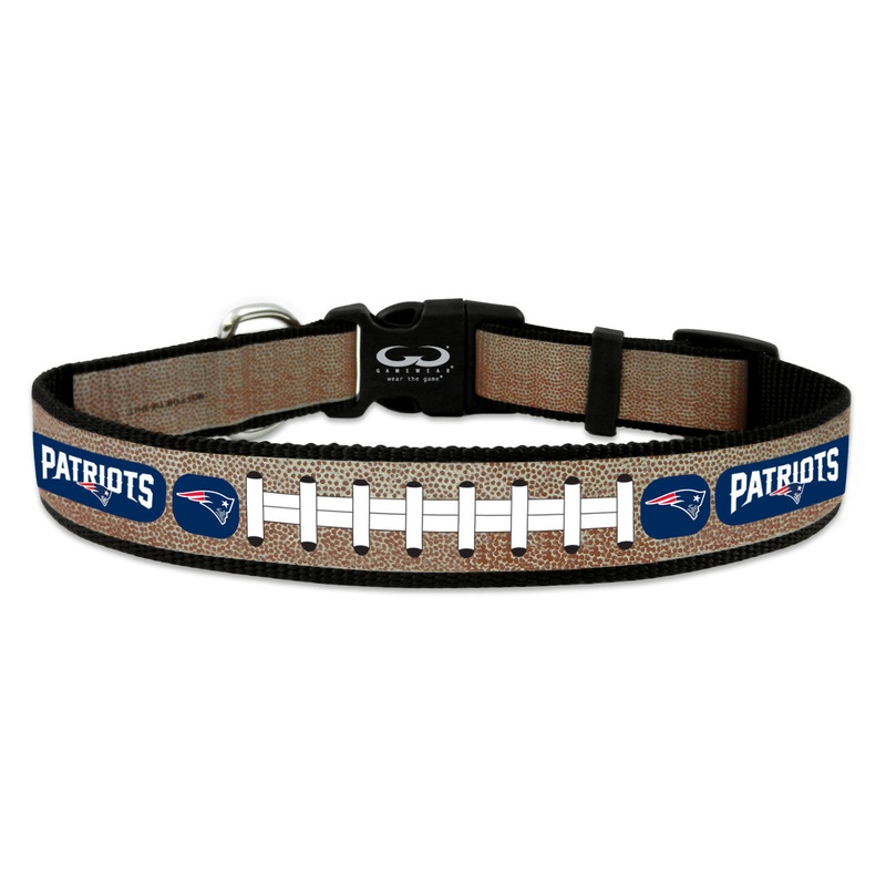 Gamewear New England Patriots Alternate Reflective Football Pet Collar Size Medium
